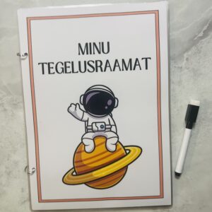 kosmose tegelusramaat